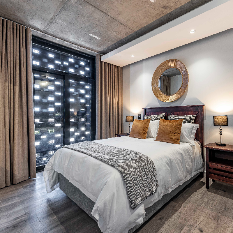 303 The Signature, De Waterkant