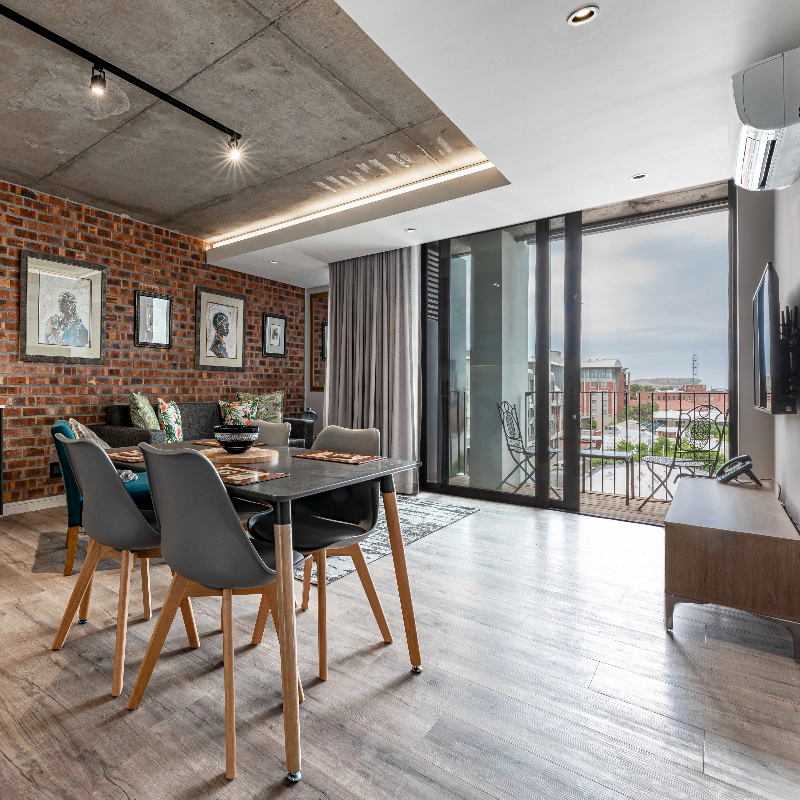 403 The Signature, De Waterkant