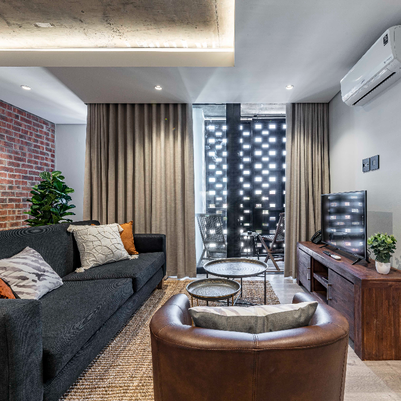 303 The Signature, De Waterkant