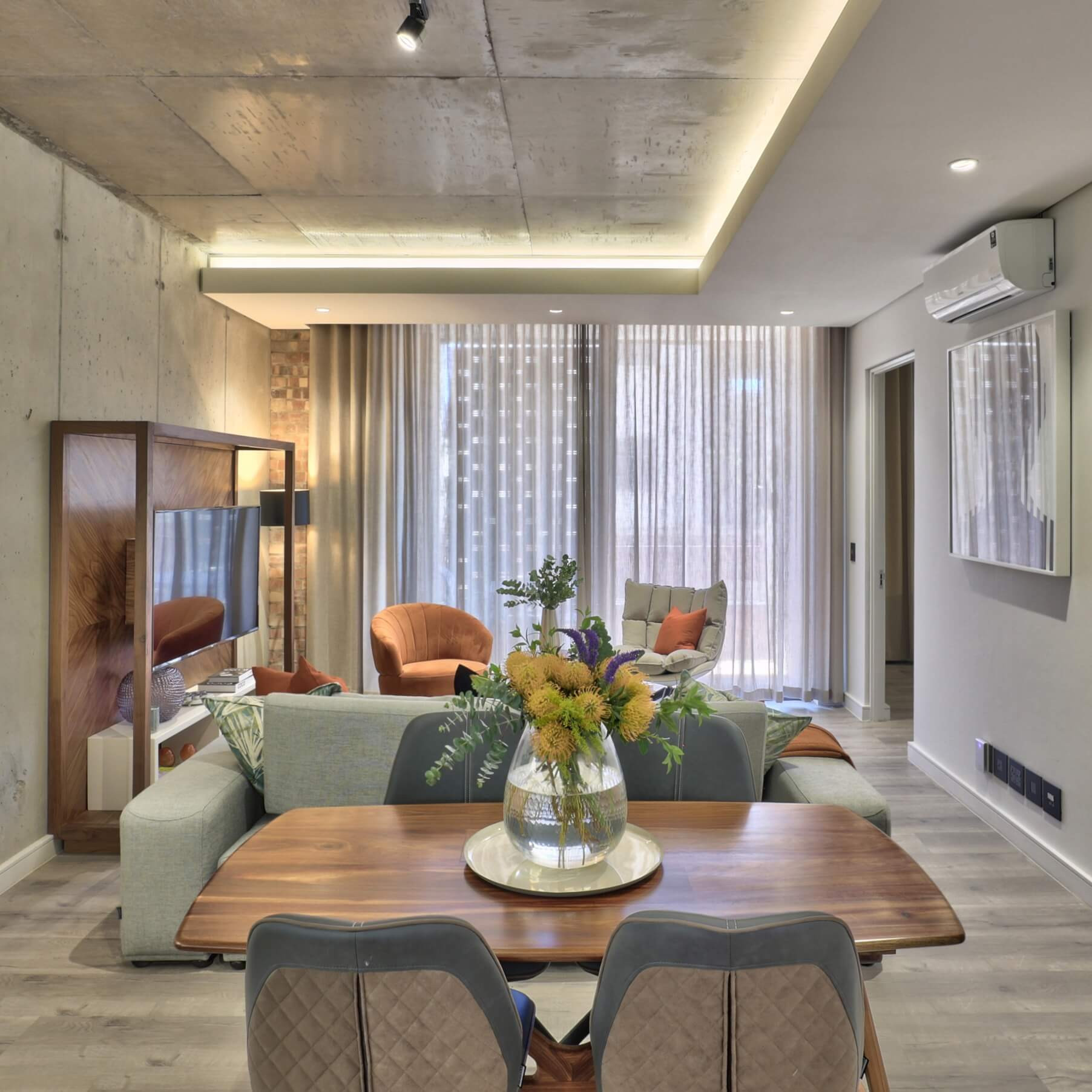 G05 The Signature, De Waterkant